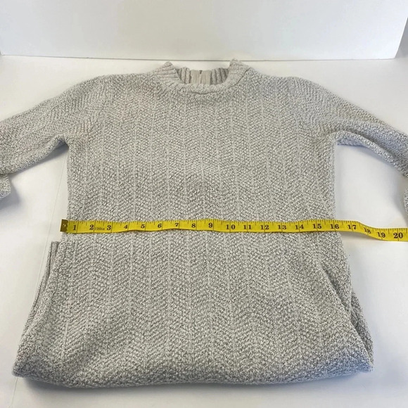 Light gray textured pull over long sleeve zip back sweater dress size small - Picture 4 of 11